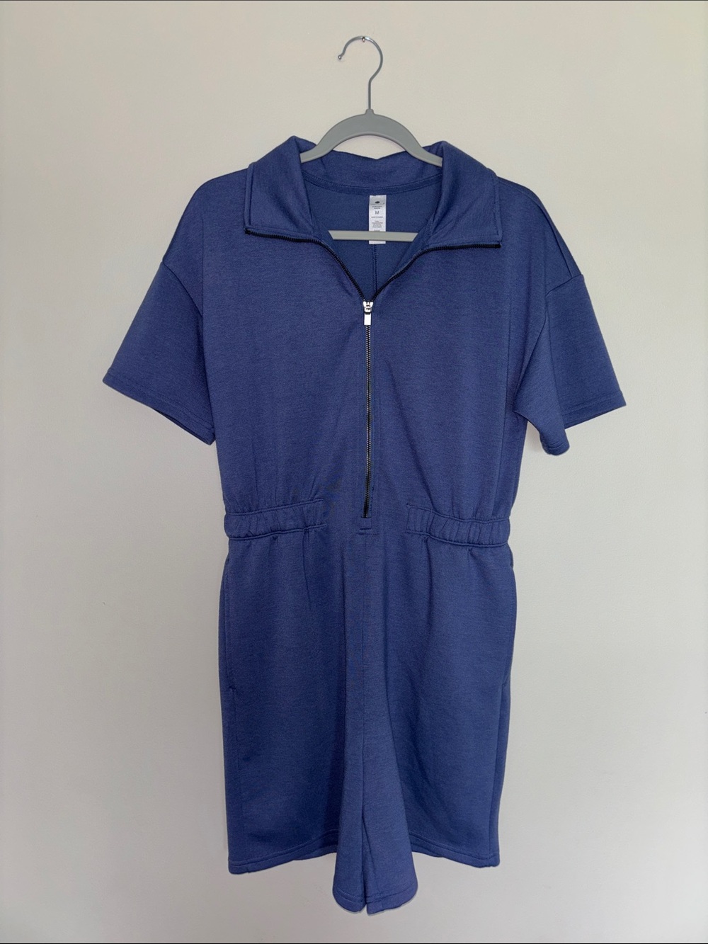Woman’s Yogalicious Navy Short-Sleeve Zip-Front Romper Elastic Waist Medium
